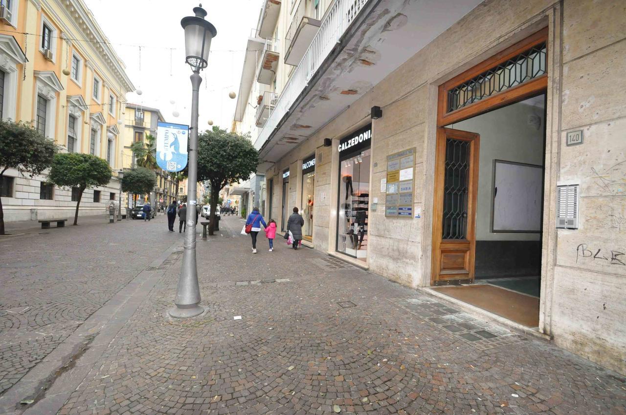 Bed and Breakfast Residenza Eleonora Salerno Exterior foto