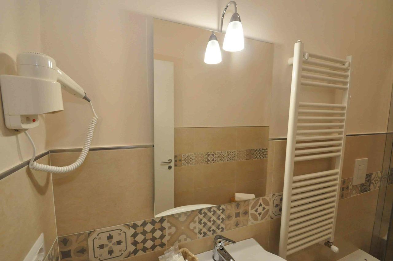Bed and Breakfast Residenza Eleonora Salerno Exterior foto